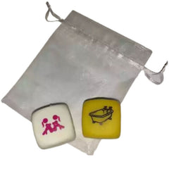 DIABLO PICANTE - JUEGO DE 2 DADOS KAMASUTRA PARA NIÑA POSTURA + LUGAR